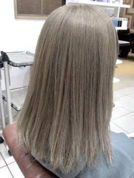 クアトログランシュ ひたちなか店(QUATRO×GranCieux) ミルクティーベージュ