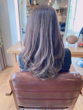 ヘアスペース リズム グリーン(Hair space Rizm green) グラデーション