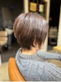 ショートボブ