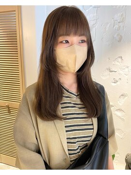 コフィー バイ メルト 吉祥寺(cofy by melt) 【松本咲花】顔まわりレイヤーカットブリーチなしベージュカラー