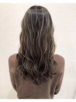 リー ルーチェ 布施(Lee Luce)&nbsp;ミルクティーベージュ×ハイライト【真栄田】