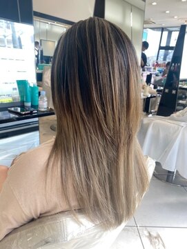 アッシュ 南行徳店(Ash) ミルクティーバレイヤージュ