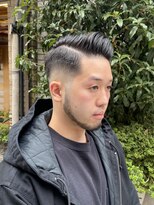 ドルクス 日本橋(Dorcus)&nbsp;日本橋ポンパドール　クラシックフェード　大森ビル