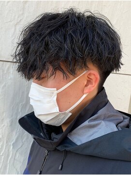 フィフスワン(fifth one) 波巻きパーマツイストスパイラルパーマメンズマッシュパーマ