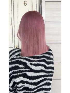 クラン ヘアーアンドスタジオ(CLAN hair & studio) ピンクカラー