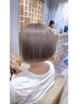 バレッタ(Barretta by neolive) 脱白髪染め☆40代・50代・60代☆白髪活かしカラー