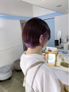 テクライズ 豊橋店(TECHRISE) ショートヘア×ラベンダーピンクのインナーカラー