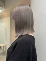 ラフ 立川(Laff)&nbsp;立川/外ハネボブ/切りっぱなしボブ/グレージュカラー/髪質改善