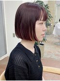 切りっぱなしボブ　ピンクカラー　赤髪　ミニボブ　ラベンダー