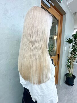 リアン(Lien) ハイトーンブリーチ/ホワイト/ロング