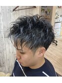 スパイキーミドルショート