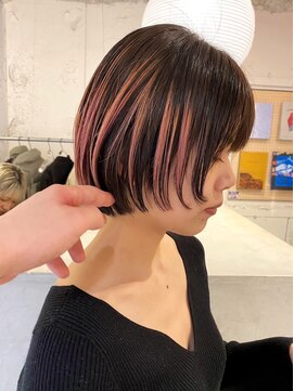 ルーム(Loom.) デザインカラーコントラストハイライト切りっぱなしボブ
