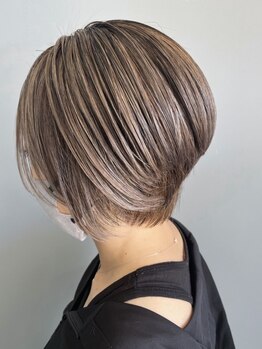 ミーティア バイ クアトロ(Meteor By QUATRO)の写真/再現性×似合わせはカットで決まる★丁寧なカウンセリングで、あなたの理想のスタイルを叶えます！