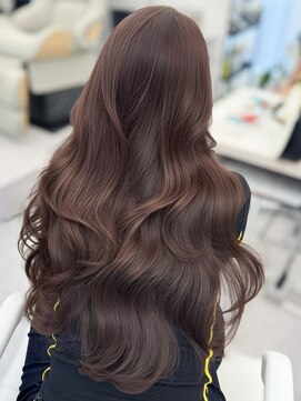 アマトウキョウスマートサロン(AMA TOKYO×Smart Salon) ヘーゼルベージュ　ブリーチなし　レイヤーカット　海外風