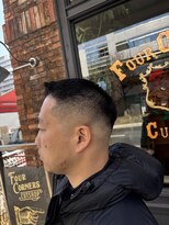 フォーコーナーズ(Four Corners)&nbsp;スキンフェードツーブロック刈り上げジェットモヒカンマンバン