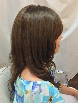 ティアレヘアーメイクス 藪塚店(Tiare hair makes)の写真/人気のイルミナに新色多数登場★透明感たっぷりの艶カラー◎家族やママ友に褒められる髪になりませんか♪ 