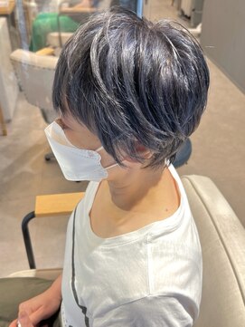 グラッシー センター北店(GLASSI) 【脱白髪染めハイライト】ブルーグレー★すっきりショート★坂田