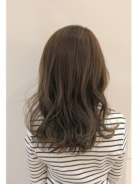 ハーティーモトヤワタ(hearty MOTOYAWATA) ハイライト×外はねミディアム