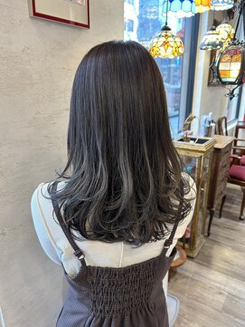 フェイバー 警固店(FAVOR) レイヤーカット/オリーブ/オージュア/水素カラー/髪質改善