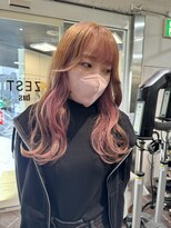 ヘアーアンドメイク ビス(HAIR&MAKE bis) ミルクティー×ピンク/イヤリングカラー【井澤彩】