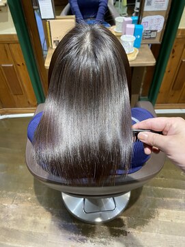 エルパライソ 鯖江店(Elparaiso) 鯖江/髪質改善/艶髪ロング/白髪ぼかし/ダメージレス/