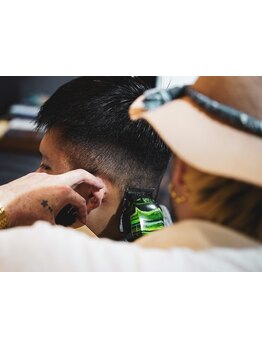 【南阿佐ヶ谷駅徒歩５分】メンズに特化したサロン《INASE PARLOR BARBER SHOP》２号店☆