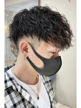 【スペインカール】[大阪/心斎橋/メンズ/メンズパーマ/ツイストスパイラル/波巻きスパイラルパーマ/眉毛]