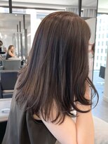 ニトバイアンキシム(nit by ahnkism) ミディアムロングレイヤーカットブリーチなしダブルカラー堀江