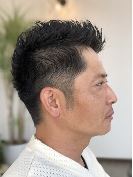 アトミック(atomic)の写真/仕事終わりにも通いやすい！ビジネスシーンの第一印象を上げるならatomicにお任せください♪