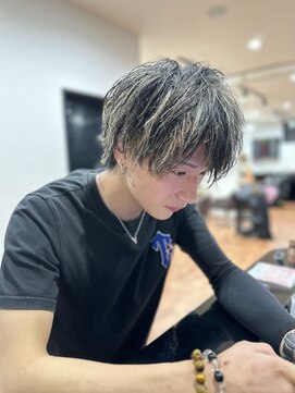 ハピネス 泊店(happiness) 金メッシュ