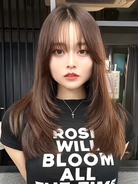 ユニー(uniii) レイヤーカット／ハイライトカラー