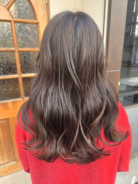 シキオリ(SHIKIORI) 髪質改善ヘアエステ×波巻き