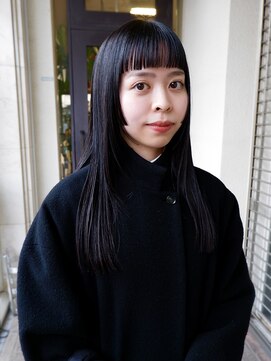 オーオ シカシカ(OOO YY) 大人モードな2stepフリンジカット/ロングヘア