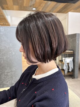 ブルーム ヘア デザイン ドゥーエ(bloom hair design due) ミニボブ×ローライト【ボブ/ミニボブ/艶カラー/髪質改善】