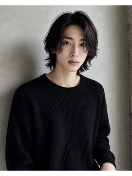 ベル 新宿(Belle) 自分に似合うウルフヘアを探している男性へ/新宿駅