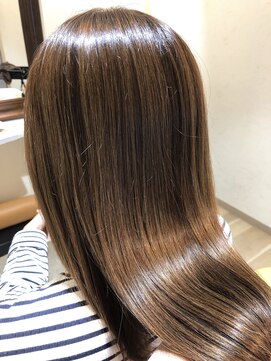 トゥーリ 筑紫野店(tuuli) tuuli艶髪スタイル Aujua / 八谷昌直