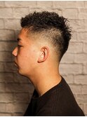 アップバングフェード／0mm／スキン