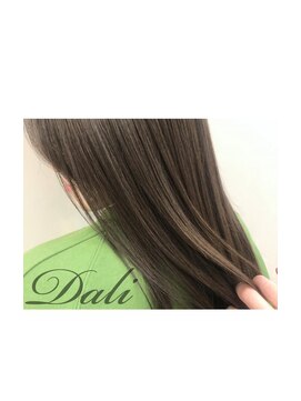 ダリー 円山店(Dali) アッシュブラウン×艶髪[20代30代40代]