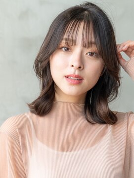 ドットハリス(.Hallis) 大人かわいい/小顔/ミディアムレイヤー/20代30代40代