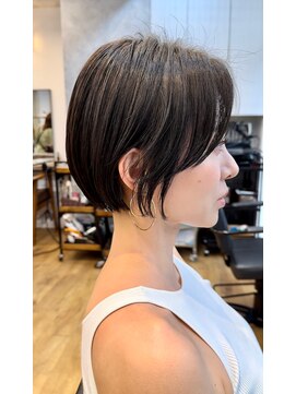 マルツ 銀座(maltu) 斜めバング小顔ミニボブ丸みボブプリカールグレージュカラー