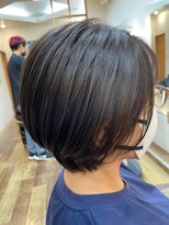 ヘアーゾーン ハチマルハチ 登戸駅前店(Hair Zone 808) まとまりやすいショートボブ