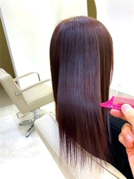 ヘアステージ スプール(HAIRSTAGE SPOOL) 暗髮　ピンク　イルミナカラー　フェミニンロング