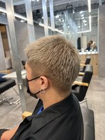 メンズサロン キング 梅田店(Men’s salon K!ng)&nbsp;波巻きツイストスパイラルパーマ/フェザーパーマ/眉毛/メンズ