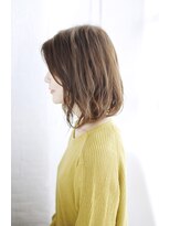 シュシュット(chouchoute)&nbsp;夏美髪質改善アプリコットオレンジハイライトカラーくびれヘア82