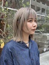 リリックス(Lyrics) スモーキーブロンドベージュ