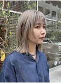 スモーキーブロンドベージュ