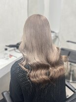 ノアル 大宮店(NOAHL)&nbsp;ミルクティーベージュ/ハイトーン/ホワイトカラー Y