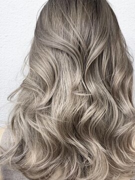 ラキング ギンザ トウキョウ(LAKING GINZA) クラゲヘアー/小顔に見せるヘア/ココアベージュ/銀座駅