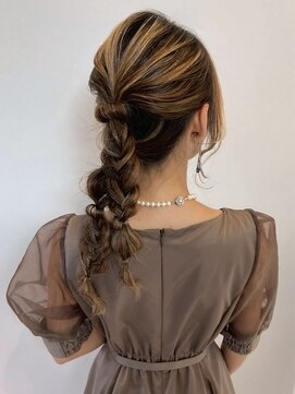 モナバイルーブル(MONA by Louvre) 【MONA名古屋駅/名駅】編みおろし/ヘアセット/アレンジ