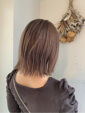 ピリオド 蒲田(Period.) ラテベージュカラー/切りっぱなしボブ